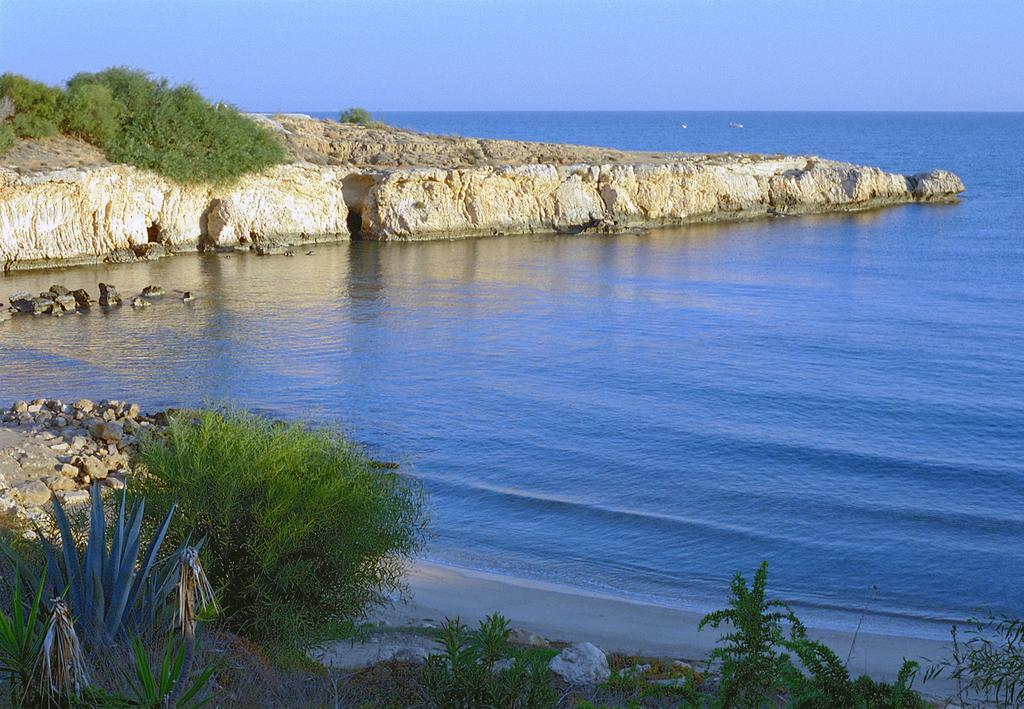 Mythical Sands Resort - Antonios Paralímni Extérieur photo