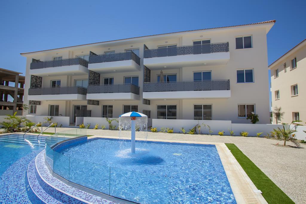 Mythical Sands Resort - Antonios Paralímni Extérieur photo